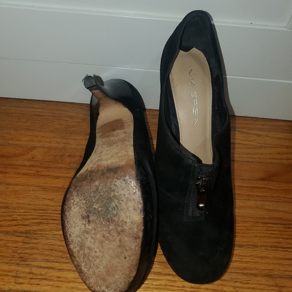 Via Spiga Pumps - Picture 4 of 4